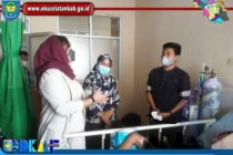 KETUA TP PKK OKU SELATAN KUNJUNGI GADIS KECIL ASAL DESA GUNUNG TERANG YANG ALAMI LUKA BAKAR