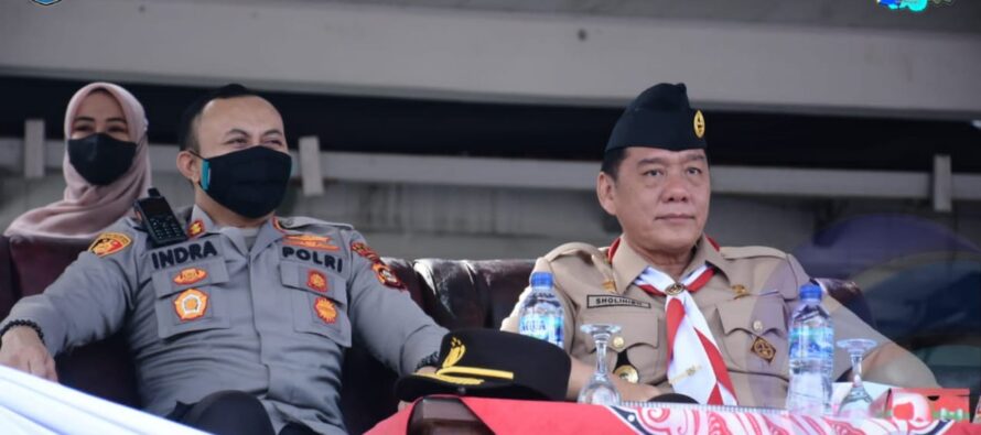 DALAM MENYEMARAKKAN HUT RI KE-77 DAN HUT PRAMUKA KE-61 PEMKAB OKU SELATAN BERSAMA KWARCAB GELAR LOMBA GERAK JALAN PRAMUKA TINGKAT SD, SMP DAN SMA SE- KABUPATEN OKU SELATAN.