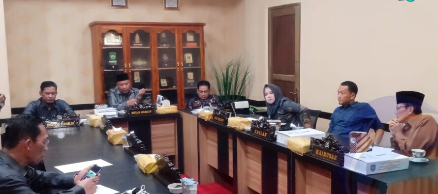 MAKSIMALKAN PENANGGULANGAN BENCANA DAERAH, BPBD OKU SELATAN GELAR RAPAT BERSAMA KOMISI IV DPRD.