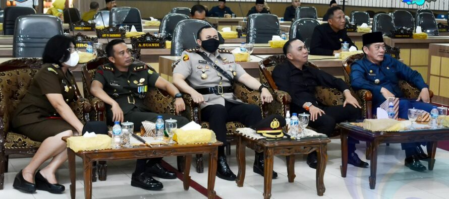 WAKIL BUPATI OKU SELATAN DENGARKAN PIDATO KENEGARAAN PRESIDEN DALAM RANGKA PERINGATAN HUT KEMERDEKAAN RI KE-77