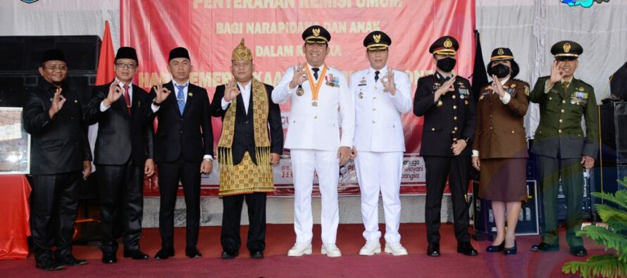 BUPATI POPO ALI INGATKAN WBP YANG DAPAT REMISI AGAR TERUS TINGKATKAN KEIMANAN