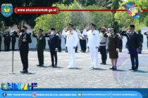 BUPATI DAN WAKIL BUPATI OKU SELATAN LAKSANAKAN PENABURAN BUNGA DIMAKAN PAHLAWAN, UNTUK MENGENANG PARA JASA PAHLAWAN YANG TELAH GUGUR.