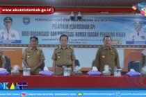 BERIKAN PEMAHAMAN TATA CARA PENYUSUNAN LAPORAN PERTANGGUNGJAWABAN, BAGIAN KESRA SETDA OKU SELATAN GELAR BIMTEK PENYUSUNAN SPJ BAGI ORGANISASI DAN RUMAH IBADAH PENERIMA HIBAH PEMKAB OKU SELATAN