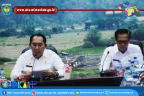 BUPATI POPO ALI INSTRUKSIKAN PDAM TIRTA SAKA SELABUNG TERUS TINGKATKAN KINERJA DAN PELAYANAN KEPADA MASYARAKAT.