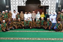 TIBA DI TANAH AIR, JAMAAH UMROH PEMKAB OKU SELATAN DIHARAPKAN JADI TAULADAN BAGI MASYARAKAT
