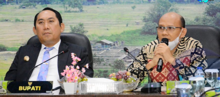 ENTRY MEETING BERSAMA TIM BPK RI PERWAKILAN SUMSEL, BUPATI OKU SELATAN INSTRUKSIKAN PARA KEPALA OPD UNTUK SAJIKAN DATA DAN DOKUMEN YANG DIBUTUHKAN