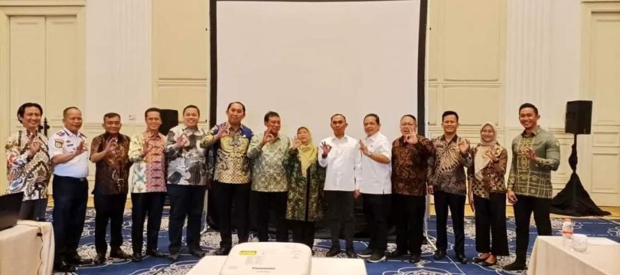 BUPATI POPO ALI USULKAN DANAU RANAU JADI KAWASAN STRATEGIS NASIONAL