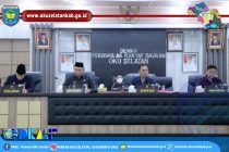 RAPAT PARIPURNA DPRD OKU SELATAN, BUPATI OKU SELATAN SAMPAIKAN JAWABAN ATAS TANGGAPAN PANDANGAN UMUM DARI ENAM FRAKSI