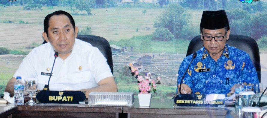 JELANG NATAL DAN TAHUN BARU 2023, SERTA PERSIAPAN SAMBUT HUT KE-19 KABUPATEN OKU SELATAN, BUPATI HARAPKAN SELURUH OPD DAN CAMAT RESPONSIP DALAM SUKSESKAN TIAP KEGIATAN