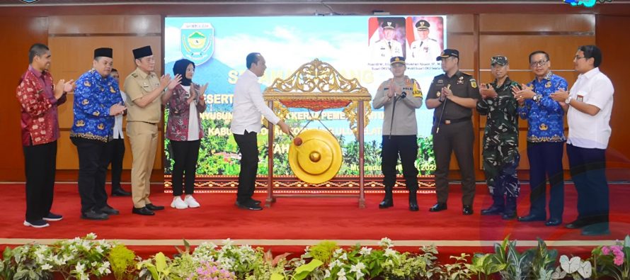 BUPATI OKU SELATAN POPO ALI MARTOPO, MEMBUKA SECARA RESMI MUSRENBANG RKPD TAHUN 2024.