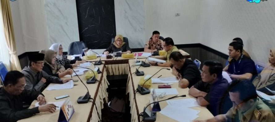 ASISTEN I BIDANG PEMERINTAHAN DAN KESRA SETDA OKU SELATAN, HADIRI RAPAT BANMUS DPRD, TENTANG RENCANA JADWAL RAPAT PARIPURNA LKPJ KABUPATEN OKU SELATAN TAHUN ANGGARAN 2022.