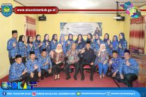 SEKDA PIMPIN LANGSUNG PENYERAHAN SURAT KEPUTUSAN KEPADA 6 PEJABAT FUNGSIONAL DAN 13 PEJABAT FUNGSIONAL PELAKSANA TUGAS KEPALA UNIT PELAKSANA TEKNIS PUSKESMAS DI LINGKUNGAN PEMKAB OKU SELATAN