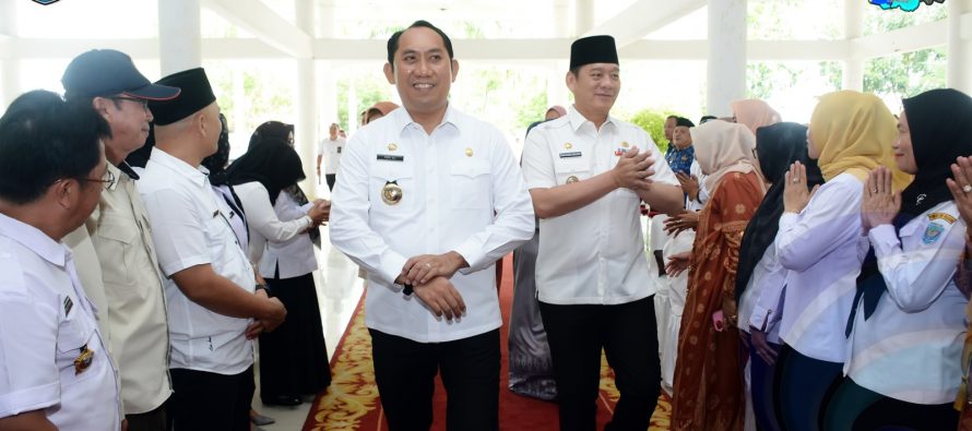 BERPISAH DENGAN SENYUM DAN KENANGAN INDAH, SAMBUT DENGAN SEMANGAT DAN HARAPAN BARU.