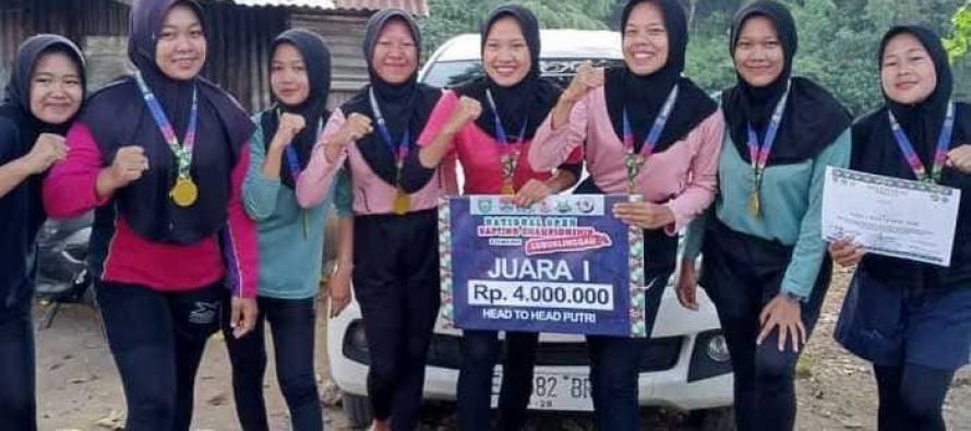ATLET ARUNG JERAM KABUPATEN OKU SELATAN BERHASIL MERAIH MENDALI EMAS UNGGULI DKI JAKARTA, PADA AJANG NASIONAL OPEN RAFTING CHAMPIONSHIP KOTA LUBUK LINGGAU.