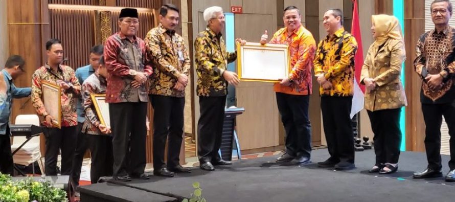 PEMKAB OKU SELATAN TERIMA PENGHARGAAN PARITRANA AWARD TAHUN 2022