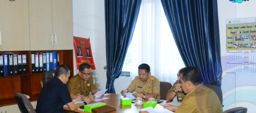 ASISTEN I PIMPIN RAKOR DAN EVALUASI PERLINDUNGAN JAMINAN SOSIAL KETENAGAKERJAAN BAGI TENAGA KERJA RENTAN KABUPATEN OKU SELATAN