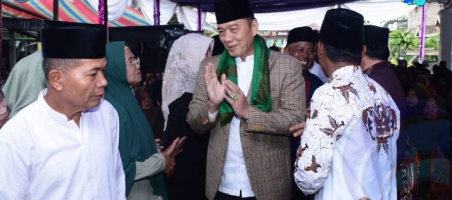 WAKIL BUPATI OKU SELATAN HADIRI PENGAJIAN AKBAR KE-65 DAN HALAL BIHALAL KELOMPOK PENGAJIAN AL HIDAYAH DESA SIPATUHU