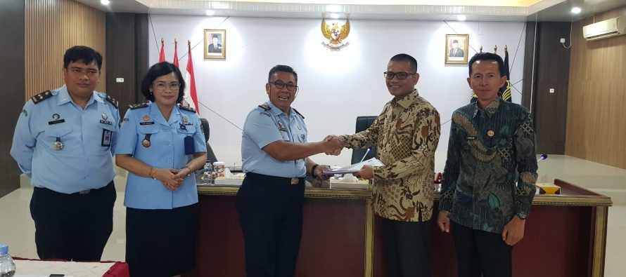 SEKDA OKU SELATAN HADIRI RAKOR PENGHARMONISASIAN RAPERDA TENTANG PAJAK DAERAH DAN RETRIBUSI DAERAH BERSAMA KANWIL KEMENKUMHAM SUMSEL