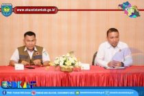 PEMKAB OKU SELATAN MELALUI BPBD LAKUKAN PENANDATANGANAN KONTRAK, REKONTRUKSI JEMBATAN GANTUNG DESA TANJUNG RAYA KECAMATAN BUAY SANDANG AJI.