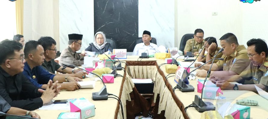 PEMKAB OKU SELATAN HADIRI RAPAT BANMUS RANCANGAN JADWAL RAPAT PARIPURNA DPRD OKU SELATAN MASA PERSIDANGAN KE 3 TAHUN 2023.