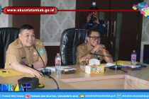 ASISTEN II PIMPIN RAPAT PEMANTAPAN PELAKSANAAN O2SN TINGKAT SD/ SMP DI KABUPATEN OKU SELATAN.