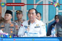 TINJAU KORBAN TERDAMPAK BANJIR BANDANG DI KECAMATAN MUARADUA DAN KISAM TINGGI, BUPATI OKU SELATAN TURUT BERDUKA DAN HIMBAU WARGA TETAP WASPADA