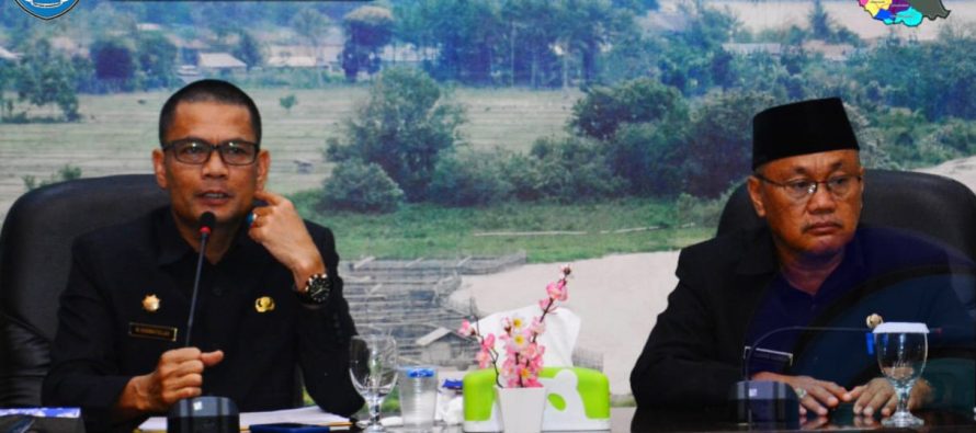 SEKDA APRESIASI KINERJA TIM PEMKAB OKU SELATAN DALAM PENUHI DOKUMEN MCP KPK TAHUN 2023