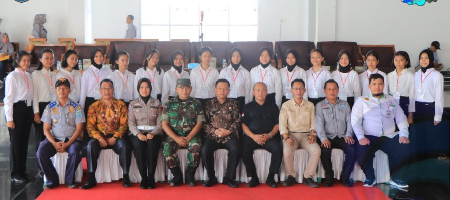 ANGGOTA PASKIBRAKA DIHARAPKAN MAMPU MENGIMPLEMENTASIKAN HASIL PELATIHAN DAN JADI TELADAN DI LINGKUNGAN MASING-MASING