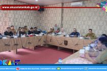 PANSUS DPRD OKU SELATAN SAMPAIKAN HASIL PEMBAHASAN PANSUS TERKAIT EMPAT RAPERDA