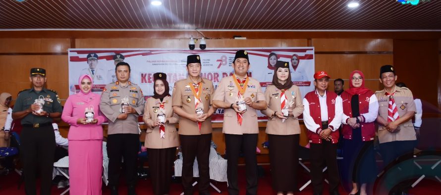 BUPATI POPO ALI APRESIASI PARA RELAWAN YANG IKUT SERTA DALAM BAKSOS DONOR DARAH DALAM RANGKA PERINGATAN HUT KEMERDEKAAN RI KE-78