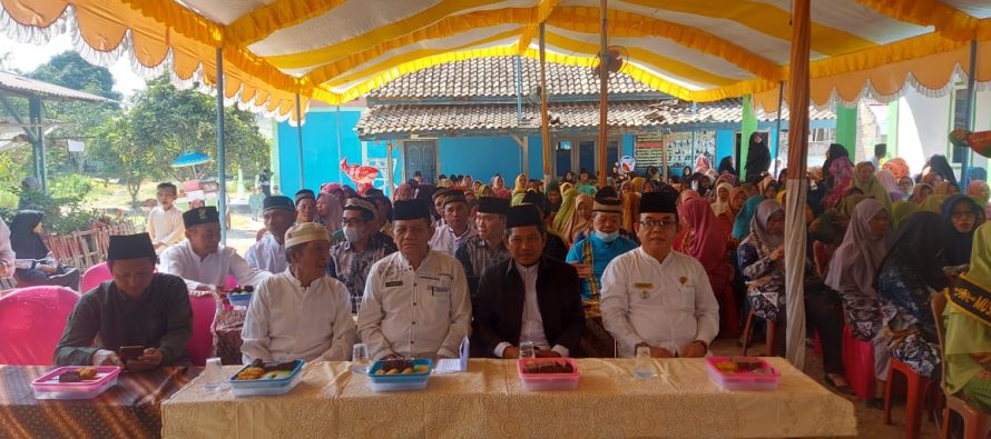 PEMKAB OKU SELATAN HADIRI PERINGATAN MAULID NABI MUHAMMAD SAW, 1445 H/ 2023, DI KECAMATAN BUAY RAWAN.