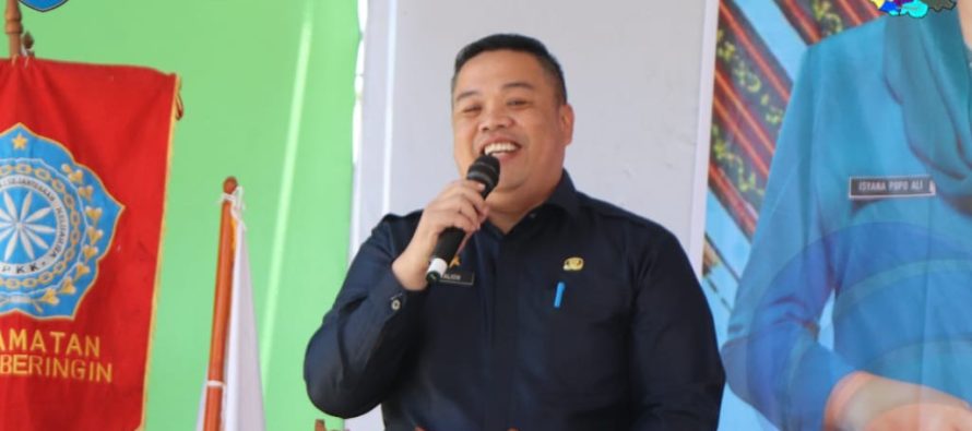 ASISTEN II DAN KETUA TP PKK KABUPATEN HADIRI PELANTIKAN KETUA TP PKK DESA KECAMATAN PULAU BERINGIN, SUNGAI ARE, DAN SINDANG DANAU KABUPATEN OKU SELATAN TAHUN 2023