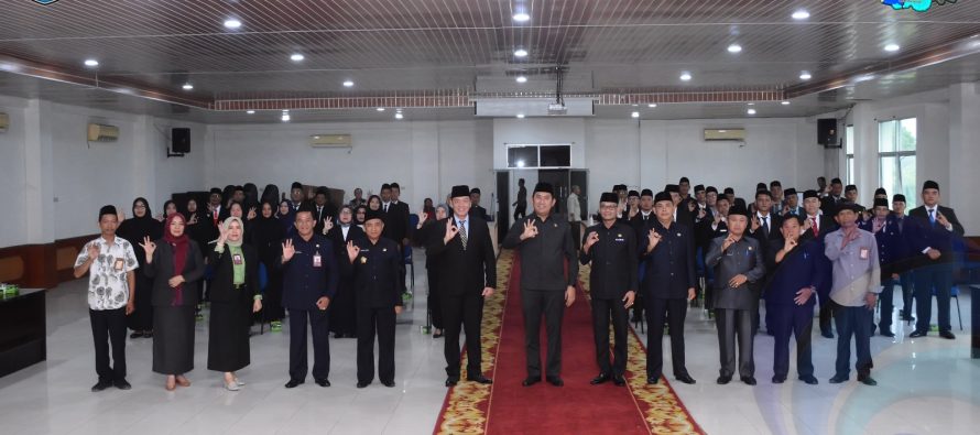 BUPATI OKU SELATAN MELANTIK 42 PEJABAT ADMINISTRATOR DAN PENGAWAS DI LINGKUNGAN PEMKAB OKU SELATAN