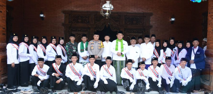 BUPATI POPO ALI AJAK SANTRI TERUS SEMANGAT MEMBAWA KEBAIKAN UNTUK NEGERI