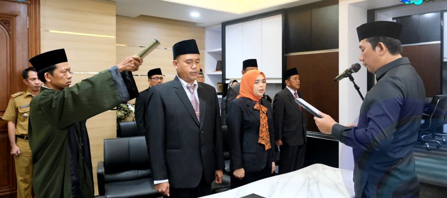 BUPATI POPO ALI AMBIL SUMPAH JABATAN PIMPINAN TINGGI PRATAMA DI LINGKUNGAN PEMKAB OKU SELATAN
