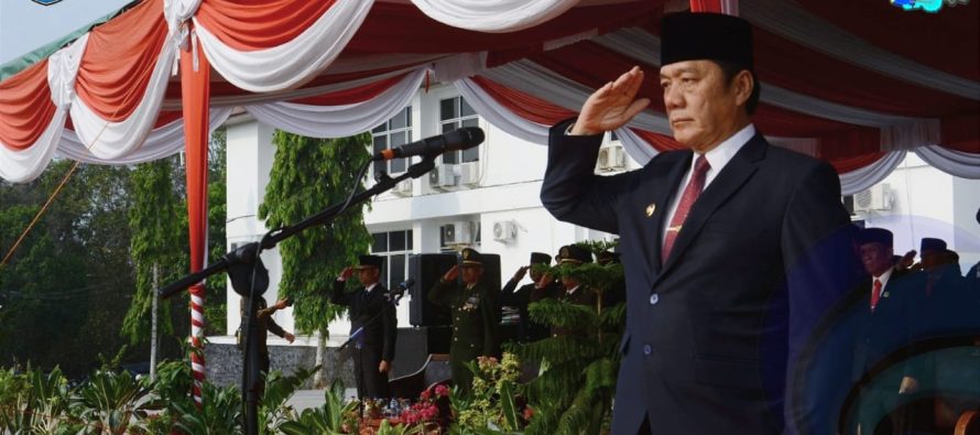 PEMKAB OKU SELATAN GELAR UPACARA BENDERA DAN UPACARA ZIARAH DAN TABUR BUNGA KEHORMATAN, DALAM PERINGATAN HARI PAHLAWAN TAHUN 2023.