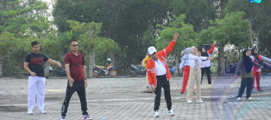 DORONG GAYA HIDUP SEHAT DAN BUGAR, PEMKAB OKU SELATAN GELAR SENAM SEHAT BERSAMA.