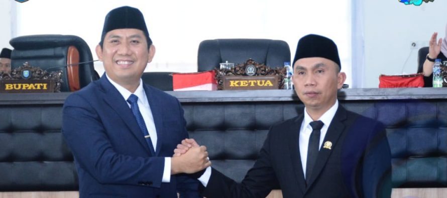 PEMKAB OKU SELATAN GELAR RAPAT PARIPURNA DALAM AGENDA PERSETUJUAN TERHADAP RAPERDA TENTANG APBD TA 2023
