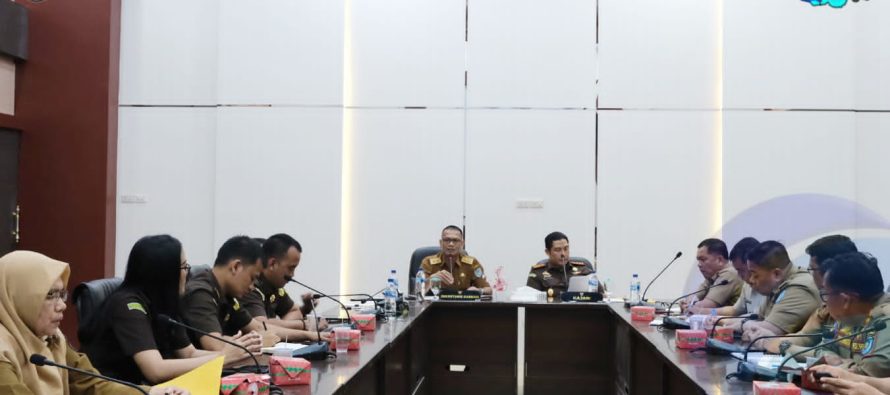 SEKRETARIS DAERAH OKU SELATAN HADIRI RAPAT PEMBAHASAN PELAKSANAAN PUTUSAN MA ATAS PERKARA TATA USAHA NEGARA