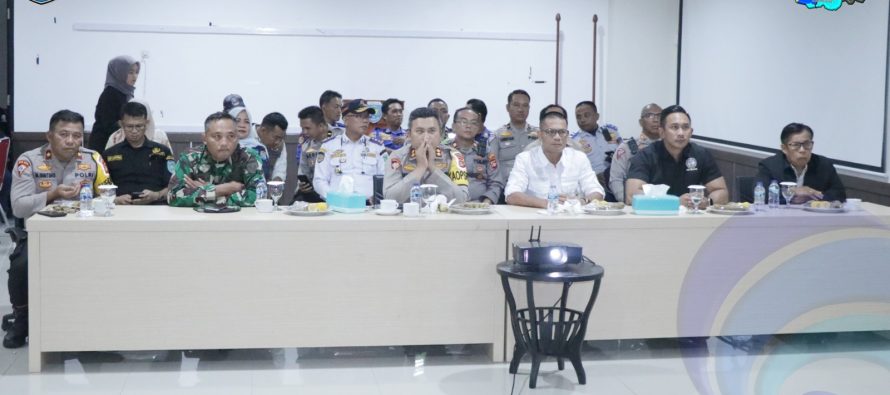 SEKRETARIS DAERAH HADIRI PEMANTAUAN DAN PENGECEKAN TITIK-TITIK PENGAMANAN OLEH KAPOLRI DALAM RANGKA PENGAMANAN NATAL DAN TAHUN BARU