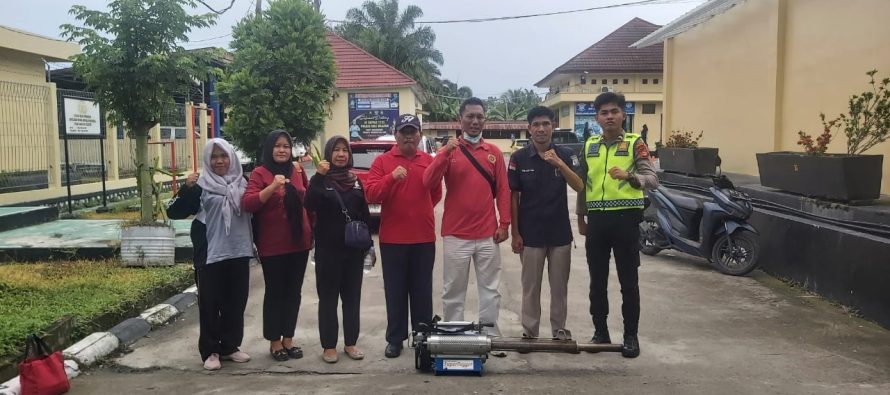 CEGAH DBD DINAS KESEHATAN OKU SELATAN LAKUKAN FOGGING DAN PENYEBARAN ABATE
