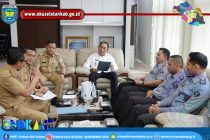 BUPATI POPO ALI DUKUNG KADES/LURAH DI OKU SELATAN UNTUK BERPARTISIPASI DALAM ANUGERAH PARALEGAL JUSTICE AWARD 2024