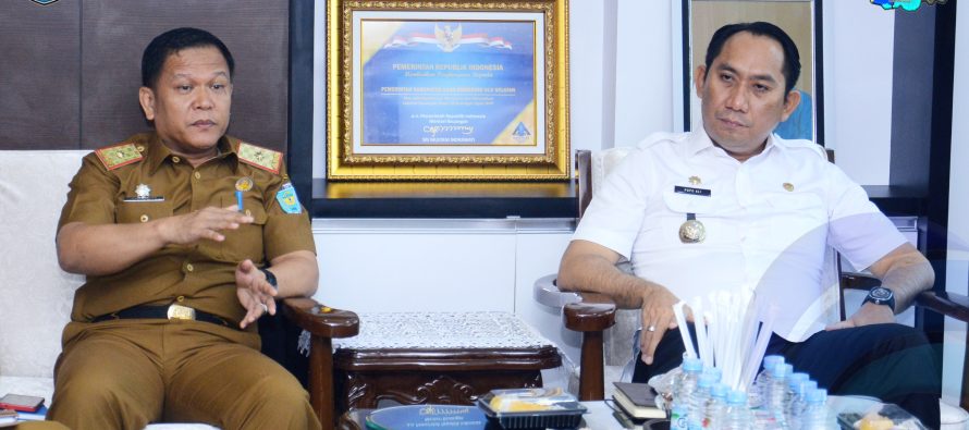 BUPATI OKU SELATAN TERIMA AUDENSI KOMISIONER KPU OKU SELATAN