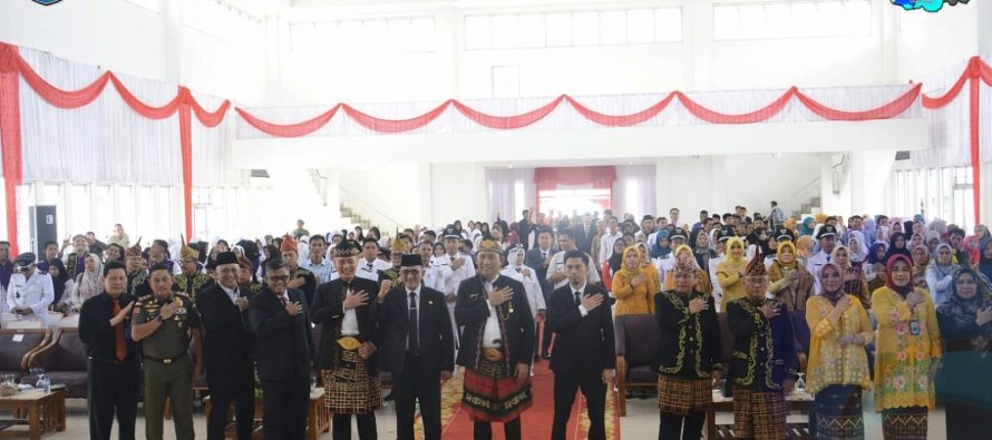 DALAM UPAYA PENURUNAN ANGKA STUNTING, BUPATI OKU SELATAN HADIRI IMPLEMENTASI PERCEPATAN PENURUNAN STUNTING TERINTEGRASI DI KABUPATEN OKU SELATAN