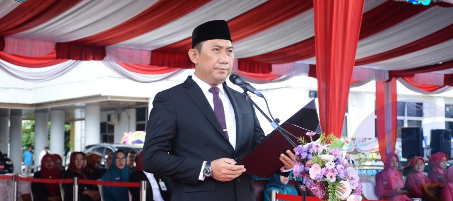 PEMKAB OKU SELATAN GELAR UPACARA BENDERA DALAM RANGKA PERINGATAN HUT KE-20 KABUPATEN OKU SELATAN TAHUN 2023.