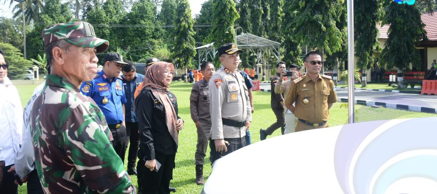 SEKDA OKU SELATAN HADIRI APEL GABUNGAN DALAM RANGKA PENGAMANAN RAPAT PLENO PEMILU SERENTAK TAHUN 2024 DI KABUPATEN OKU SELATAN.