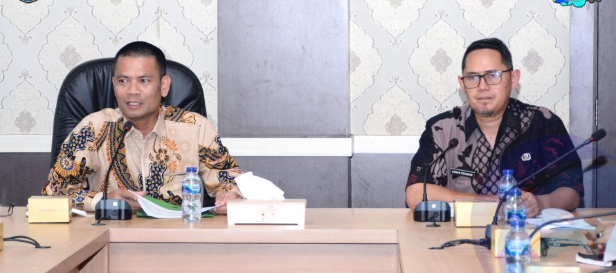 SEKDA PIMPIN RAPAT KLARIFIKASI PENGUMPULAN DOKUMEN EVALUASI LAPORAN KINERJA INSTANSI PEMERINTAH TAHUN 2023