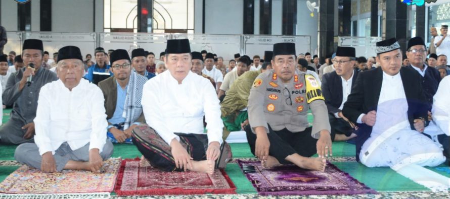 WAKIL BUPATI OKU SELATAN AJAK MASYARAKAT MANFAATKAN MOMEN IDUL ADHA UNTUK TINGKATKAN JIWA SOSIAL DAN KEBERSAMAAN ANTAR UMAT