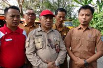 PEMKAB OKU SELATAN, MELALUI DINAS LINGKUNGAN HIDUP, KERJA BAKTI GUNA MENJAGA KEBERSIHAN PASAR SAKA SELABUNG.