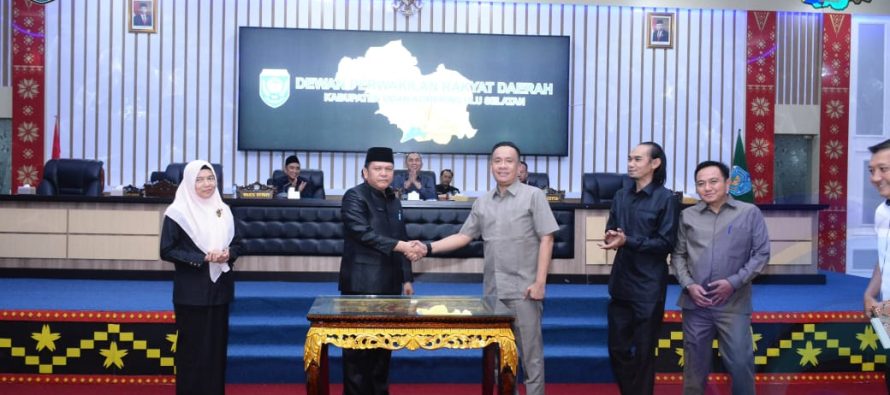 DPRD SETUJUI RAPERDA PERTANGGUNGJAWABAN PELAKSANAAN APBD KABUPATEN OKU SELATAN TAHUN ANGGARAN 2023 DAN RAPERDA TENTANG RPJPD KABUPATEN OKU SELATAN TAHUN 2025-2045